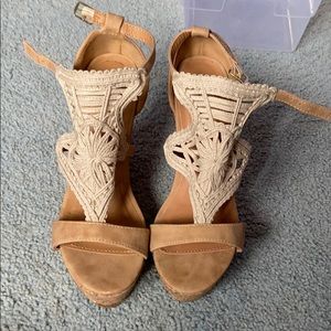 Cork wedges with crochet detail